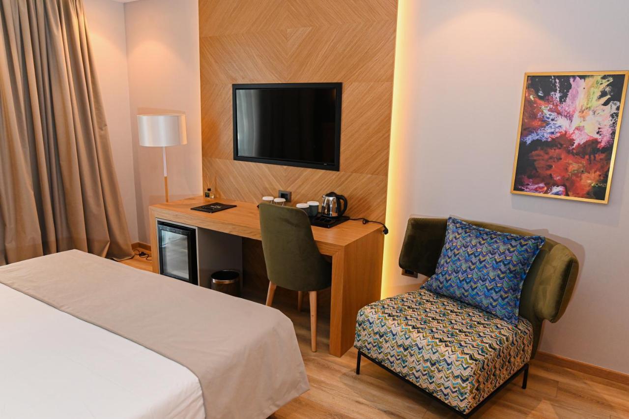 White Hill Hotel, & Conferences 4*