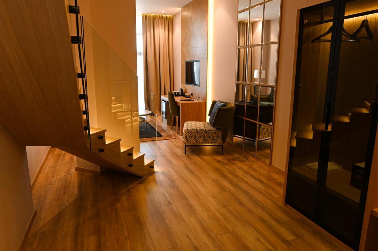 Hotel White Hill Hotel, & Conferences
