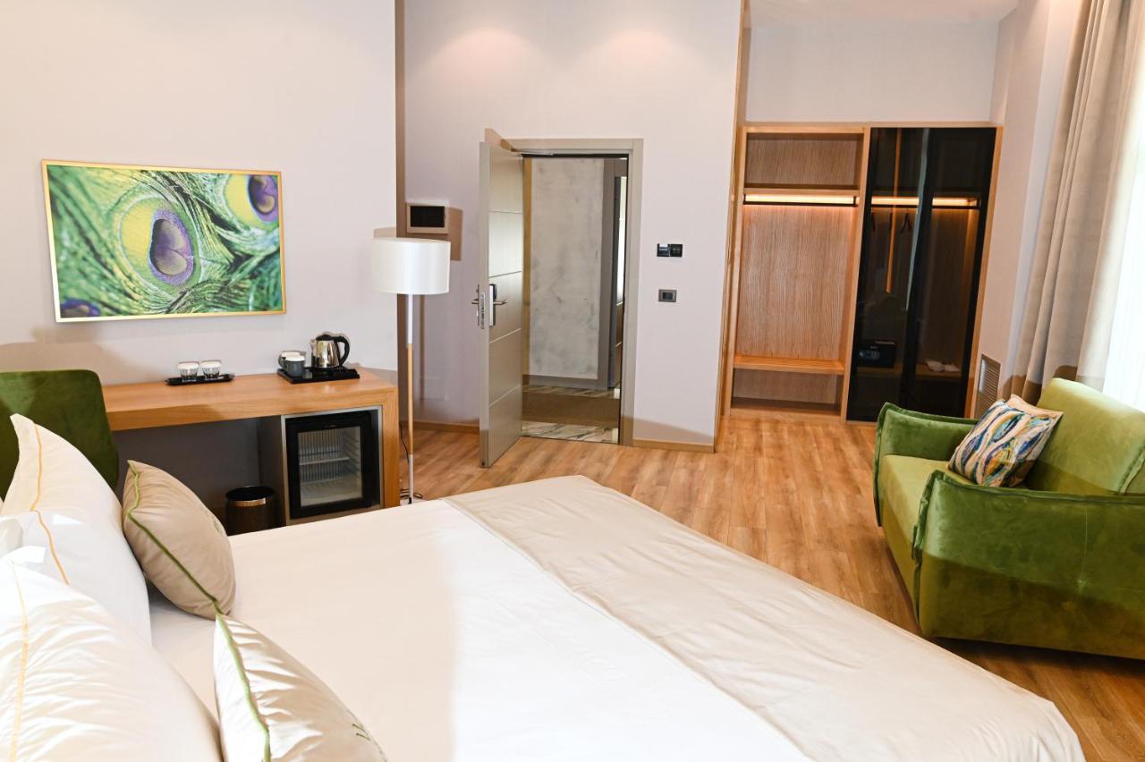 White Hill Hotel, & Conferences Durrës