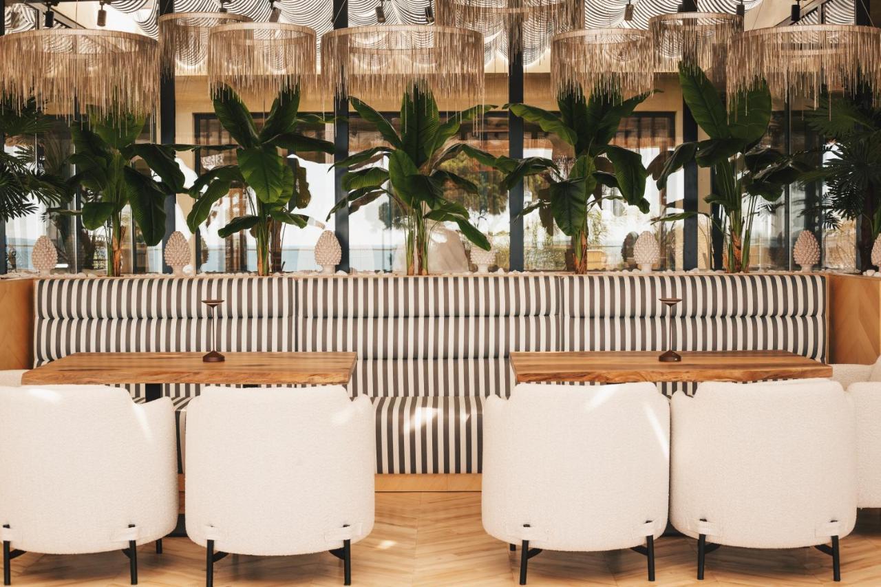 Hotel White Hill Hotel, & Conferences 4*