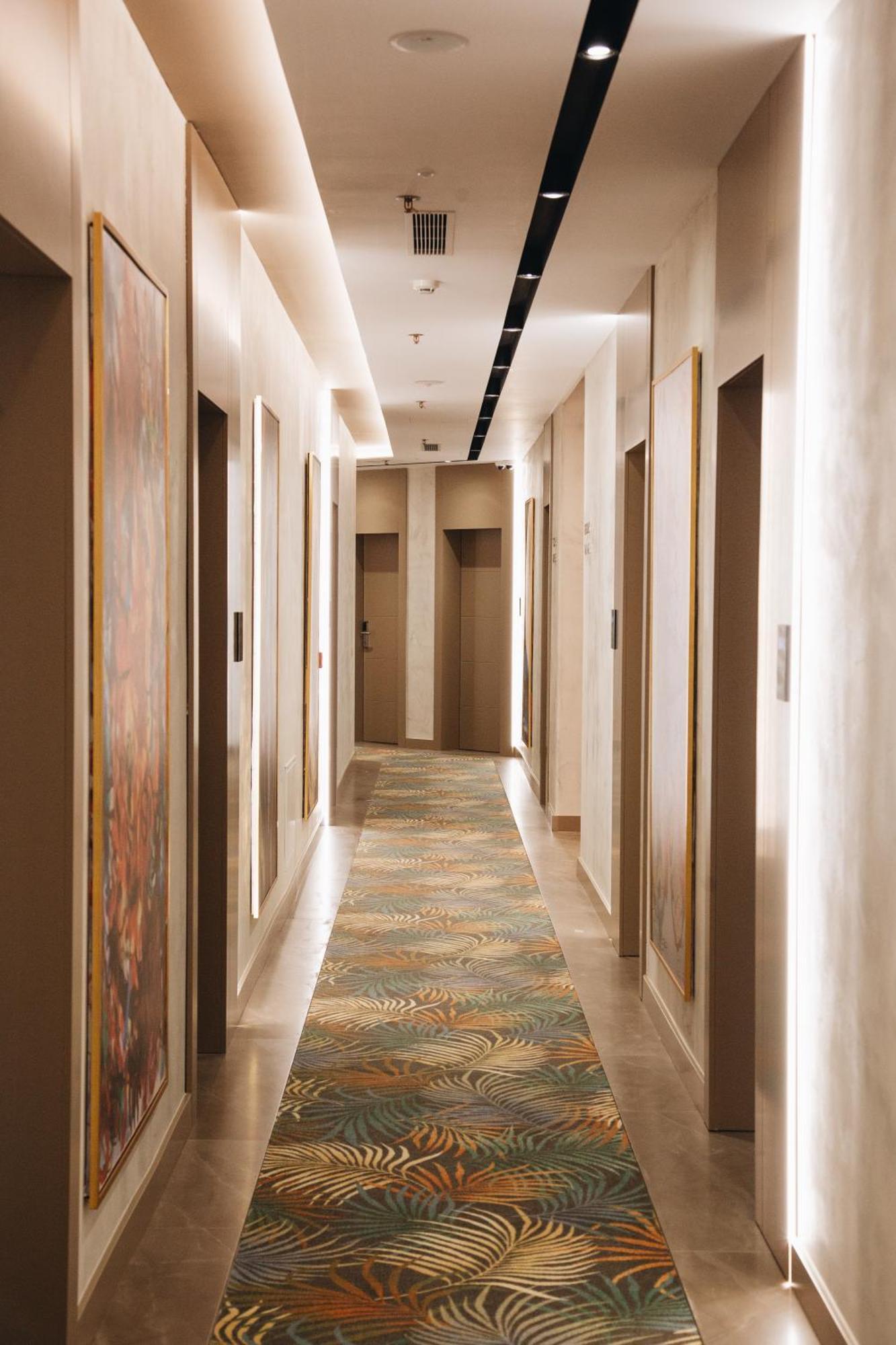 White Hill Hotel, & Conferences Hotel Durrës