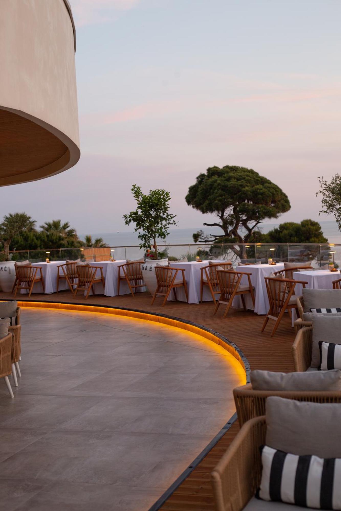 White Hill Hotel, & Conferences